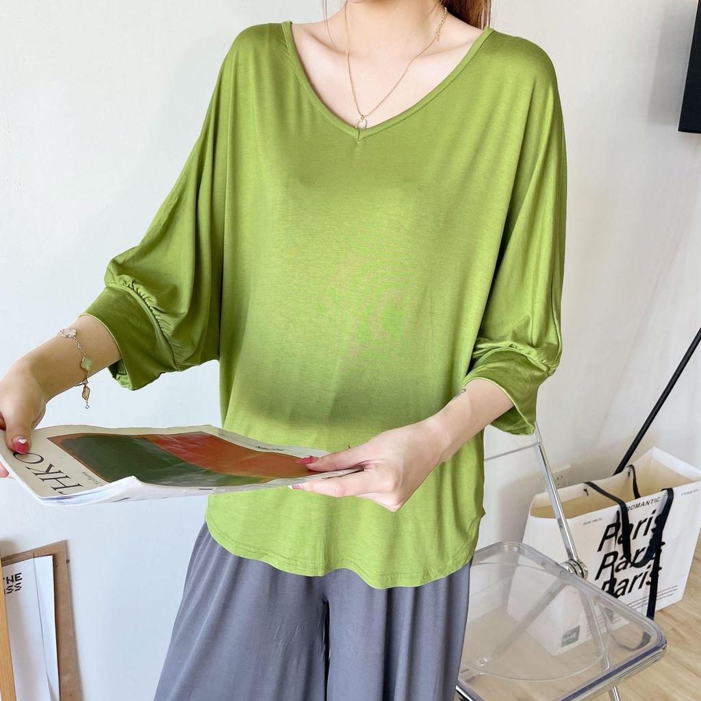 Korean Style V-Neck Batwing Sleeve Loose Top for Autumn and Spring