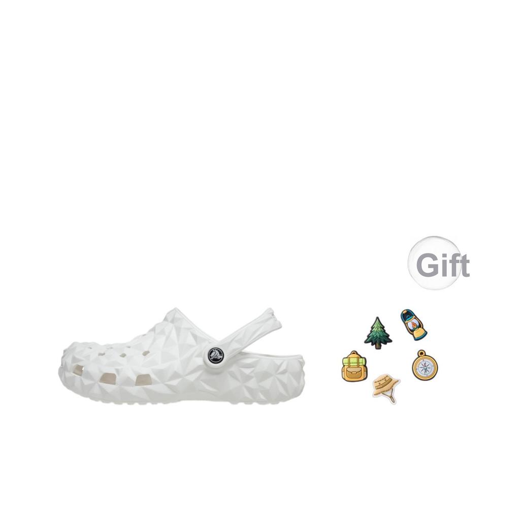 Crocs Classic Geometric Clog Unisex Clogs White 209563-100