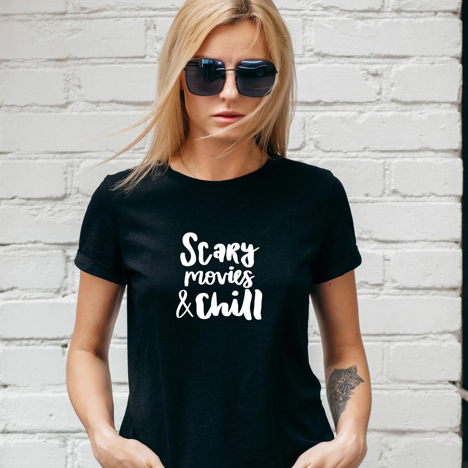 SCARY MOVIES AND CHILL T-SHIRT, White Motif, HALLOWEEN Unisex/Lady Fit S