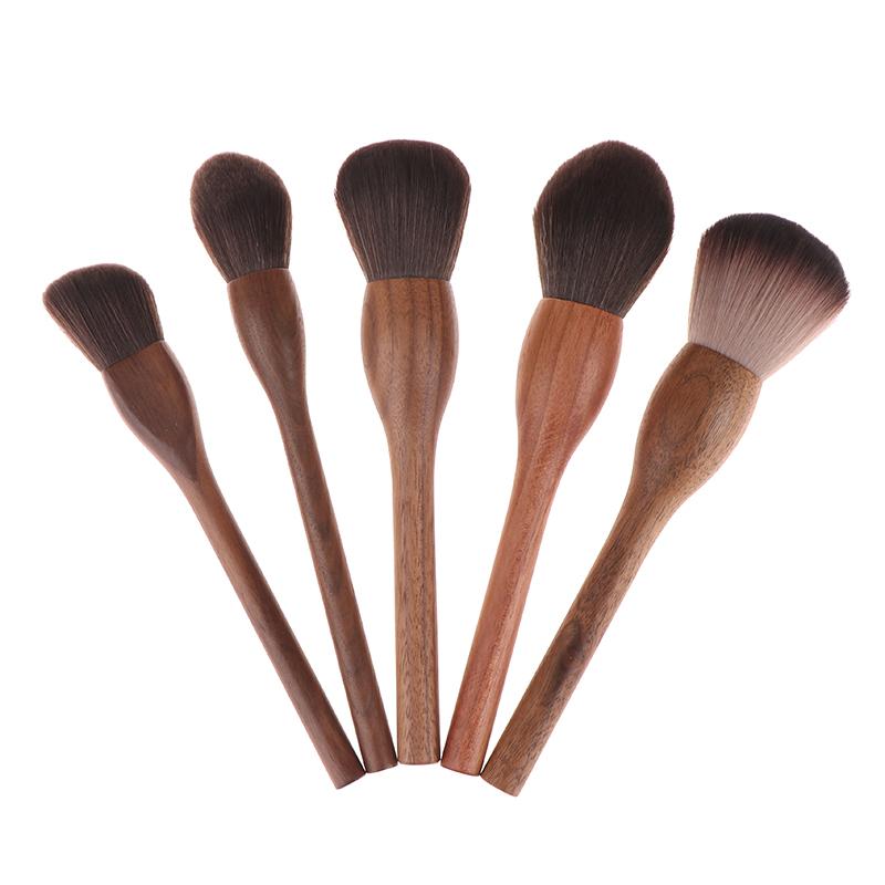 1Pc Vintage Wood Handle Makeup Brush High Quality Walnut Loose Powder Blush Foundation Contour Brush