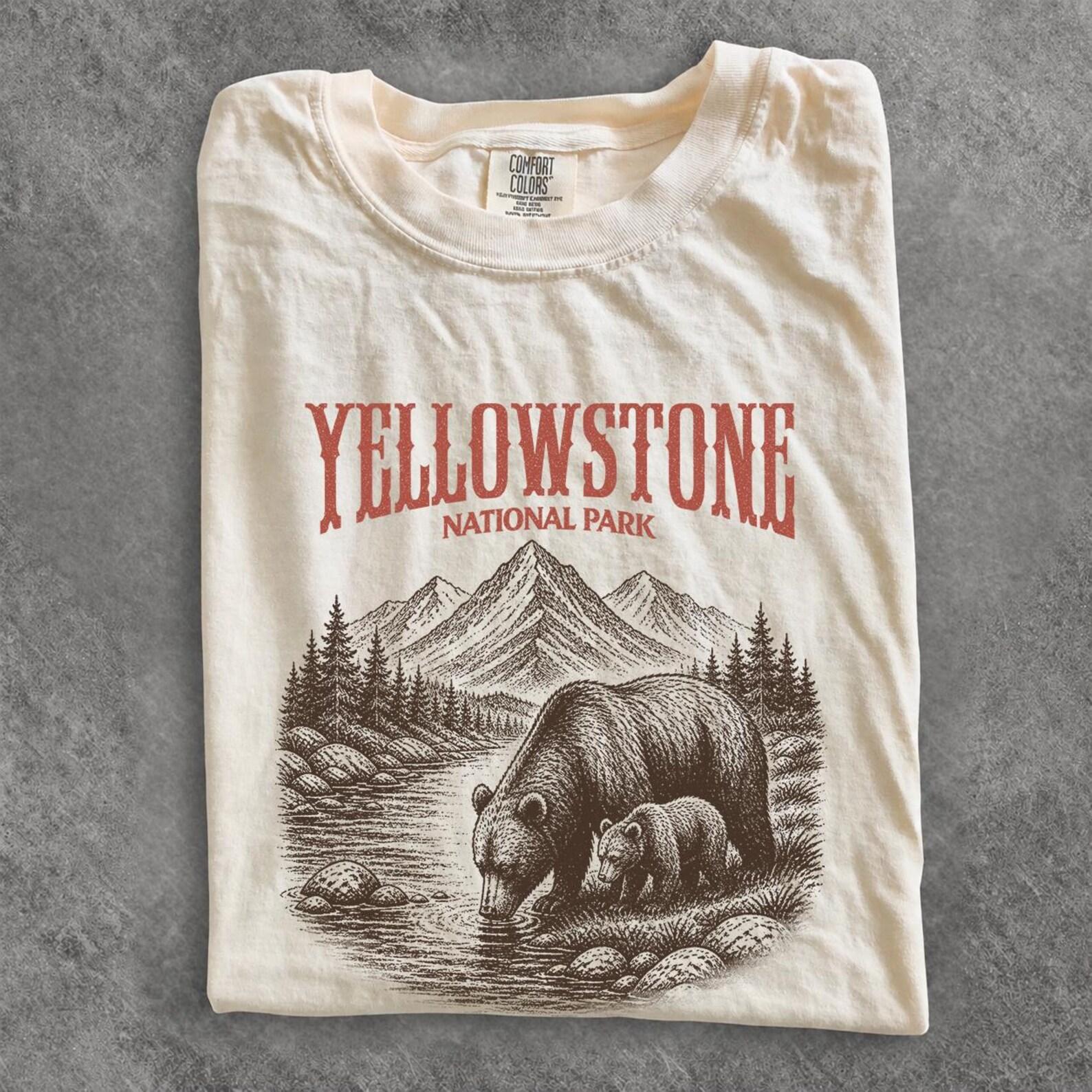 Retro Yellowstone National Park Bison Graphic Tee, Vintage Nature Comfort Colors Shirt S