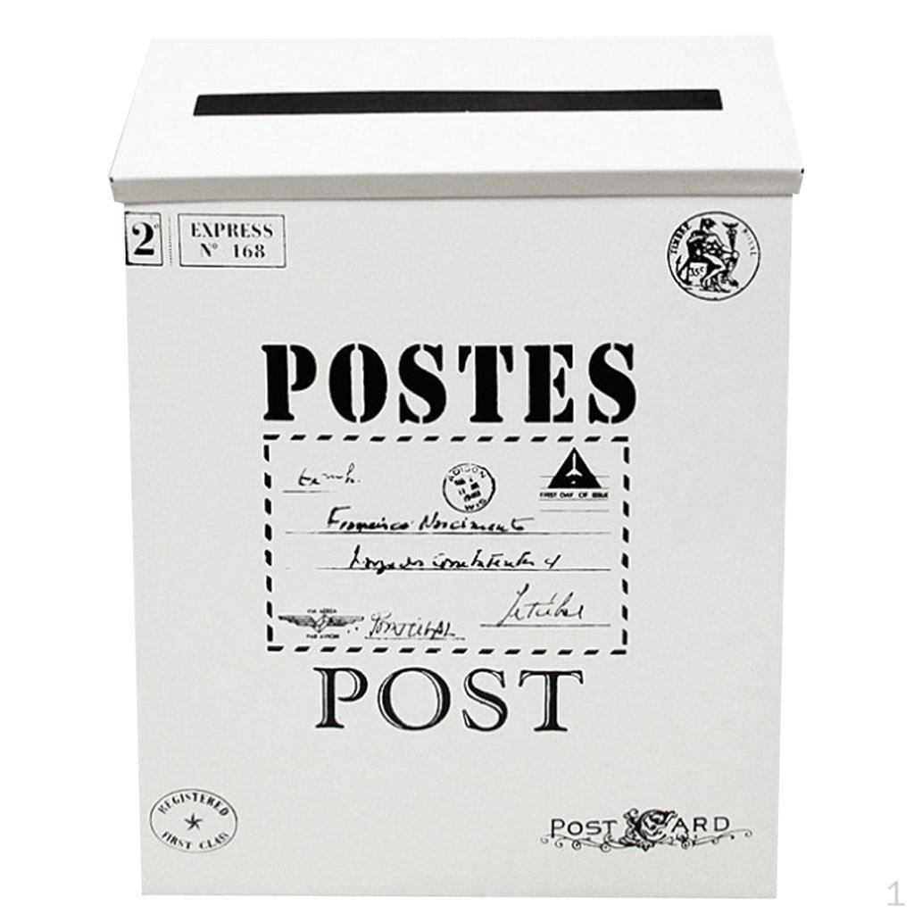 

На открытом воздухе газета журналов почтового ящика почтового ящика, белая