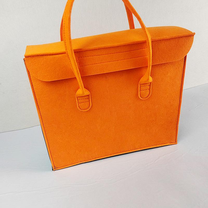 

Сумка-тоут из фетра на заказ с цветовой картой и образцом мебели