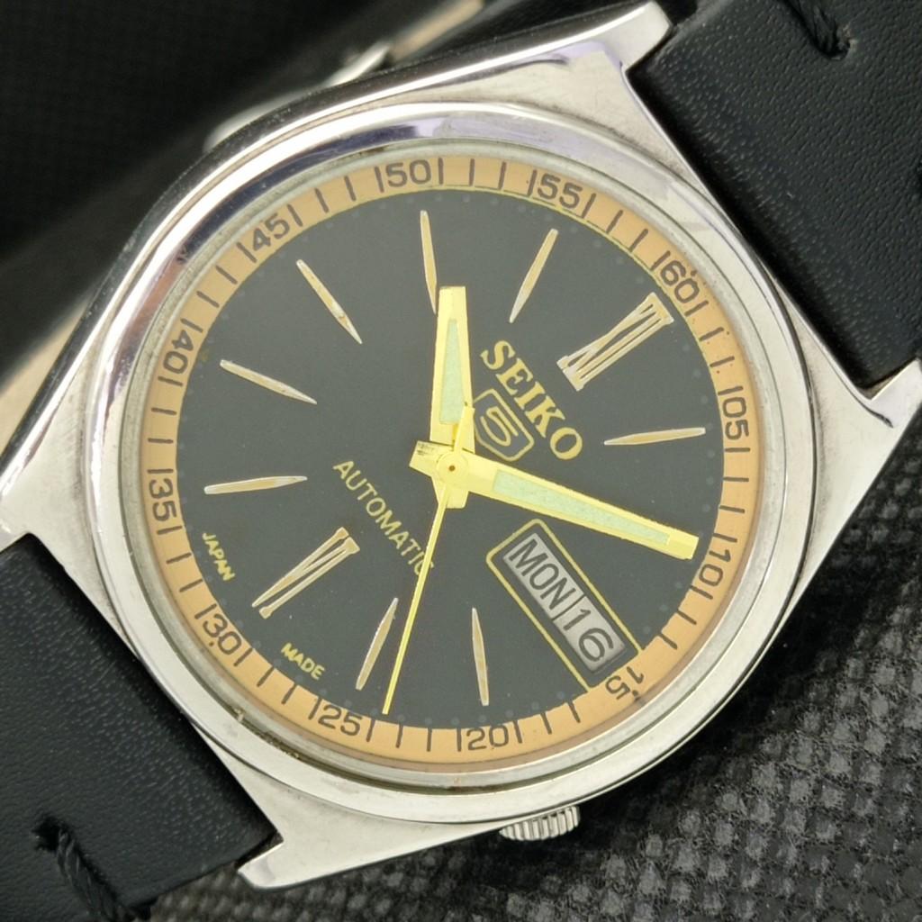 

Б/У винтажные часы SEIKO 5 AUTOMATIC 7009A JAPAN MENS D/D BLACK WATCH 598-a313174-2 SKU598-a313174