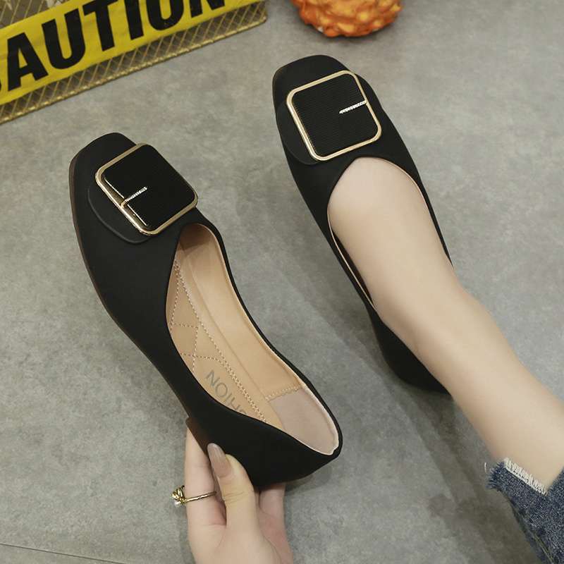 Single shoe girl 2025 new summer fairy wind gentle evening soft-soled flat shoes shallow mouth versatile Doudou shoes