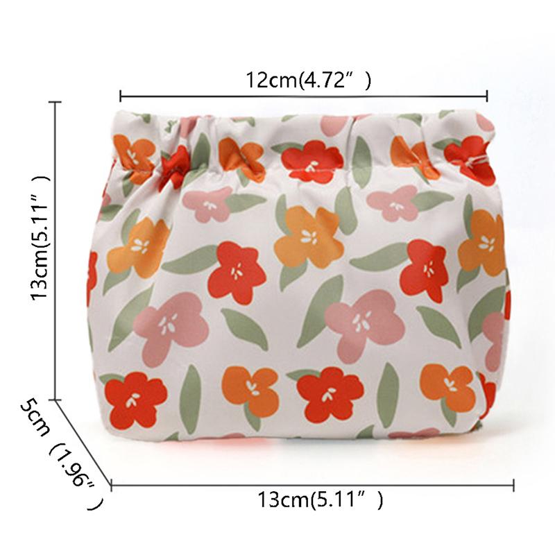 Cosmetics Coin Wire Holder Pouch Bag Portable Earphone Cards Lipsticks Storage