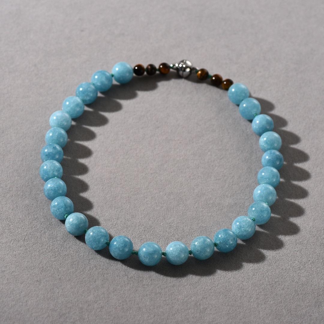 

Temperament Versatile Dopamine Aquamarine Stone Spell Tiger S Eye Stone Handmade Beaded Magnetic Buckle Neck Chain Niche Retro Necklace Women