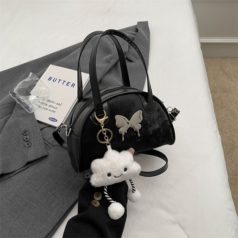 Niche design bag women's 2025 new fashionable and beautiful handbag casual simple shoulder messenger bag shell bag