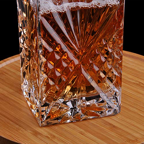Airtight Geometric Stopper Glass Decanter - Whiskey Decanter for Wine, Bourbon, Brandy, Liquor, Juice, Water, and Mouthwash - Italian-made Lead-Free G