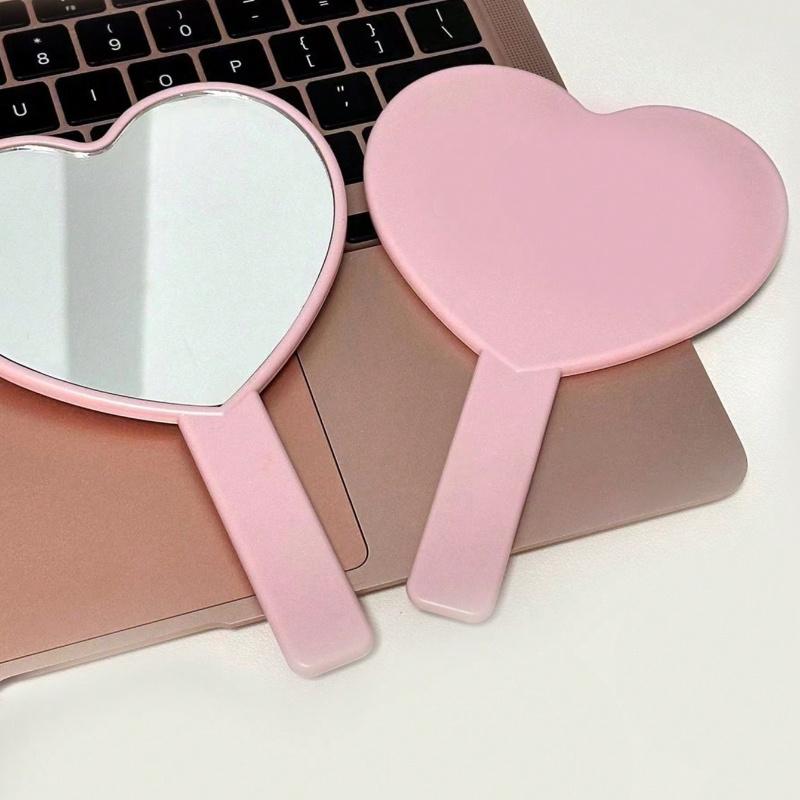 Heart Shaped Travel Hand-Held Mirror, Heart Shaped Makeup Hand Mirror with Handle, Portable Travel Mirror, Suitable for Gifts on Valentine's Day