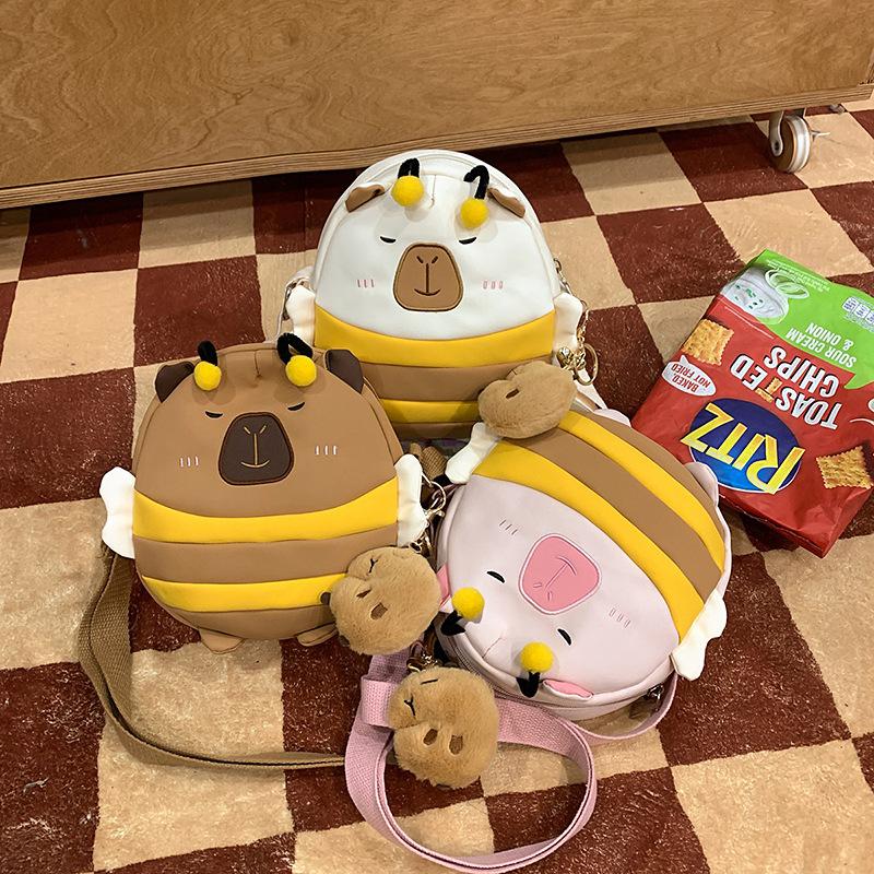 Cute little bee capybara nylon oblique span bag girl student lightweight versatile oblique span cartoon small round bag