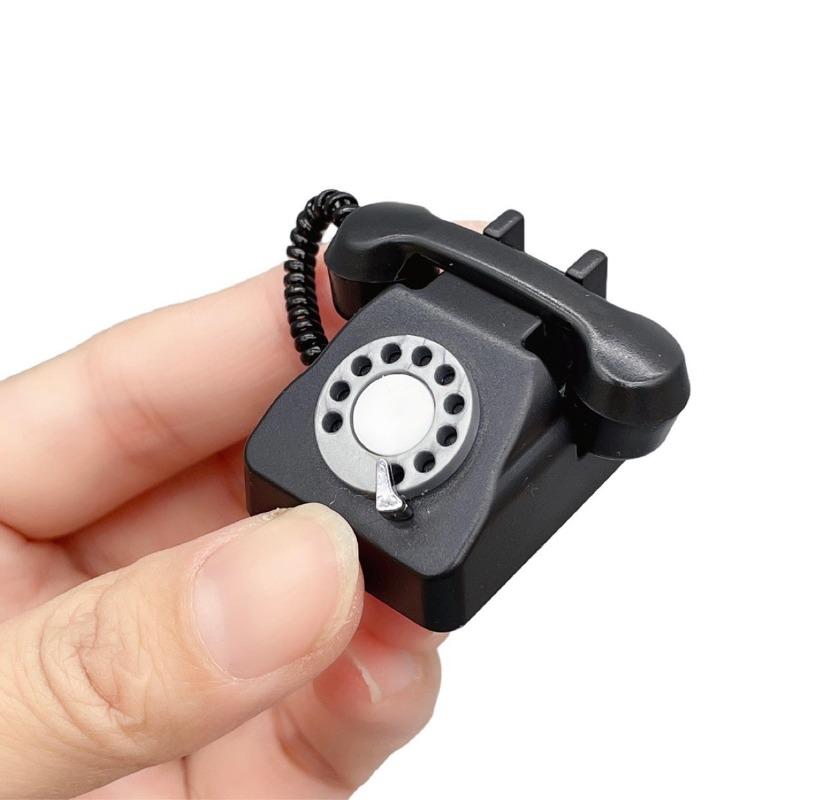 

1:12 мініатюрних сюжетних прикрас для ностальгічного міні-телефону для лялькового будиночка чорний