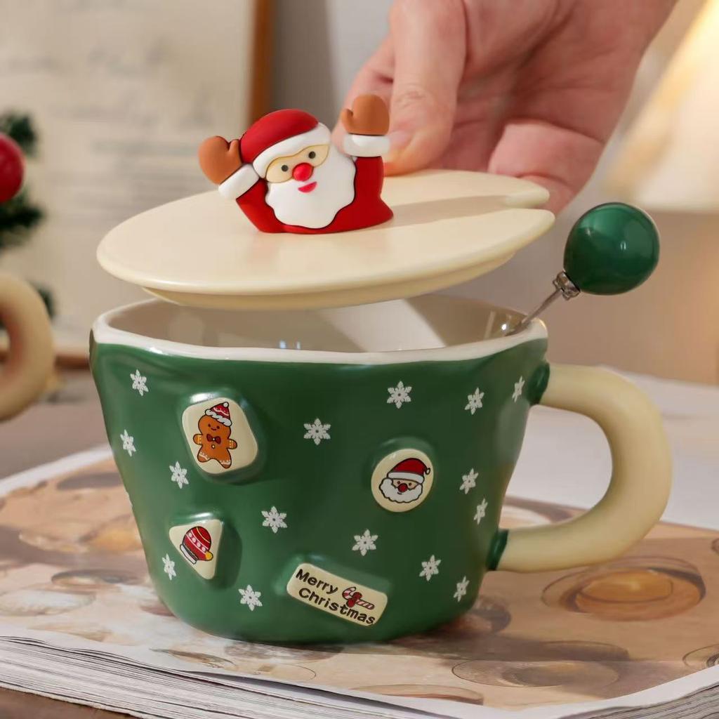 Embossed Santa Claus Mug With Lid Spoon High Value Christmas Cartoon Creative Christmas Gift Ceramic Cup