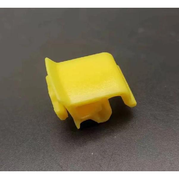 Dla Jeep Renegade osłona maski silnika klips podpórki maski klamra podpórki maski 7799839 51767633 68247114AA