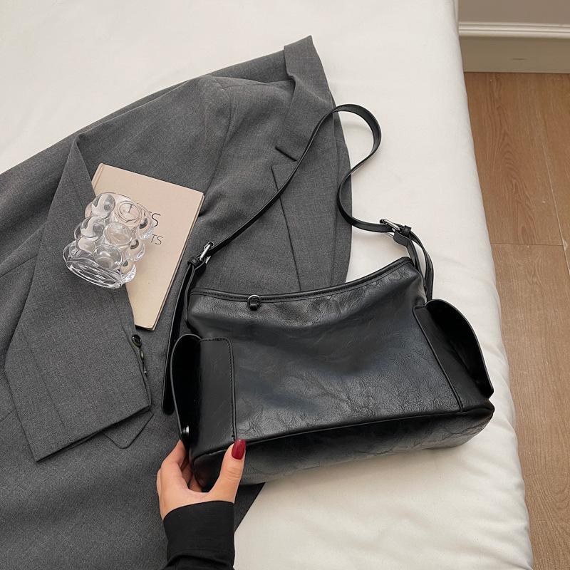 Premium sense large-capacity bag women's new autumn and winter simple and versatile shoulder messenger bag