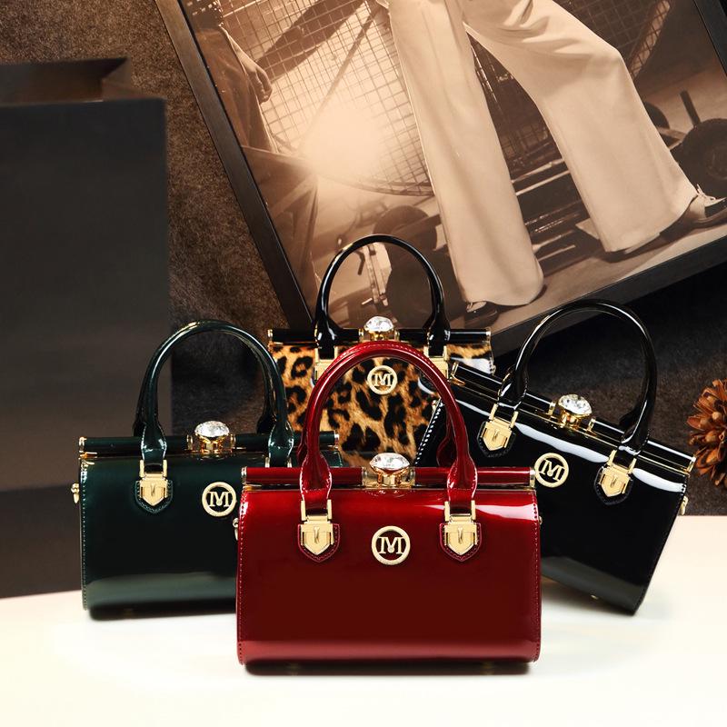 2024 Women's Rhinestone Clip Shoulder & Hand Bag – Stylish Pillow Shape In Bright Leather
