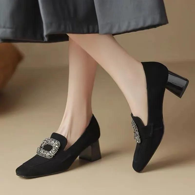 

Новый стиль Толстый каблук Квадратный носок Туфли на высоком каблуке С мелким вырезом Удобные Повседневные Универсальные Туфли женские на среднем каблуке 39