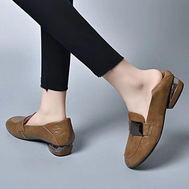 2025 Spring Low-Heel Pointed Toe Women's Casual Fashionable Lightweight Bean Shoes