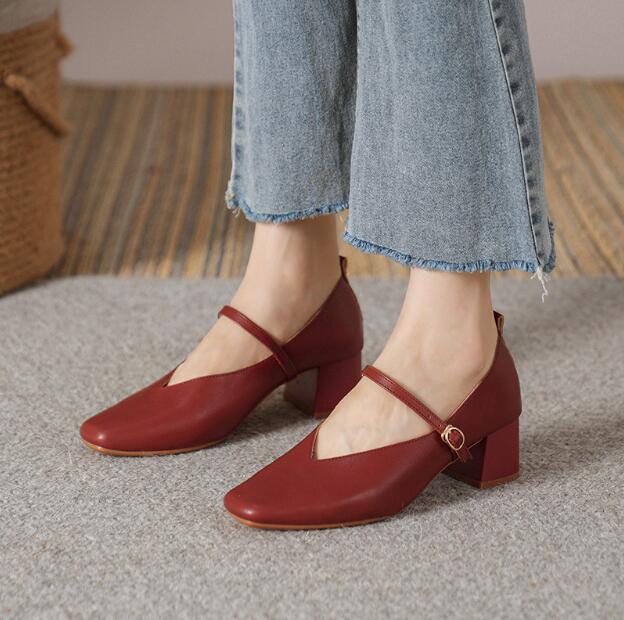 Fashion 2024 New Square-toe Woman Leather Shoes Elegant French Retro High Heel Shoes Women'S Shallow Mouth Casual Chunky Heel Dress Sho