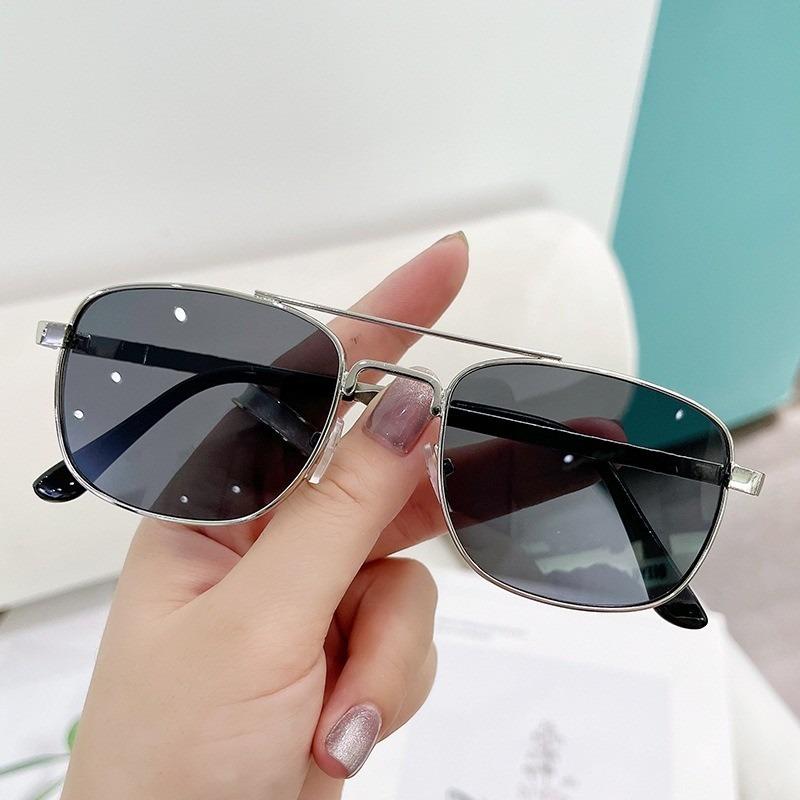 Fashion Gradient Frameless Sunglasses Oversized Square Travel Beach Shades for Women