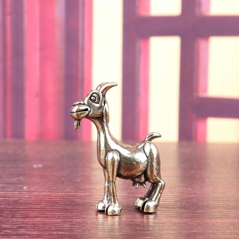 Vintage Brass Goat Statue Retro Animal Sculpture Handcrafted Tea Pet for Home Office Desktop Ornament Gift