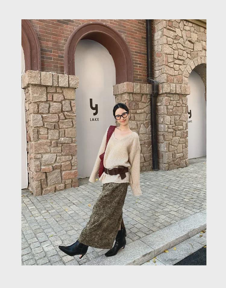 NEWOPEN 2024 Winter Maillard Korean Loose V-Neck Commuting Pullover Sweater F2335 for Women