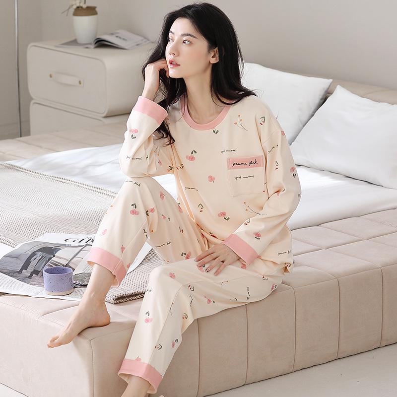 100% Cotton Women's Pajama Set – Breathable, Sweat-Absorbent, Long Sleeve Crew Neck for Indoor & Outdoor Wear (Autumn/Winter)