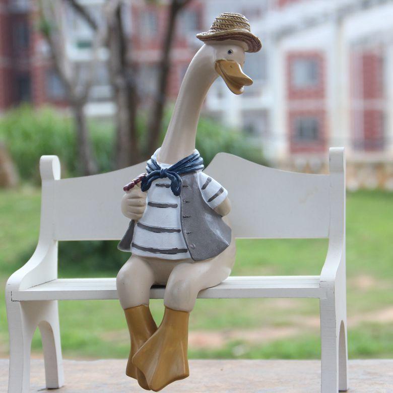 Cartoon Couple Duck Resin Decoration Creative Home, Bedroom, Living Room, Garden, Courtyard Artwork Decoration