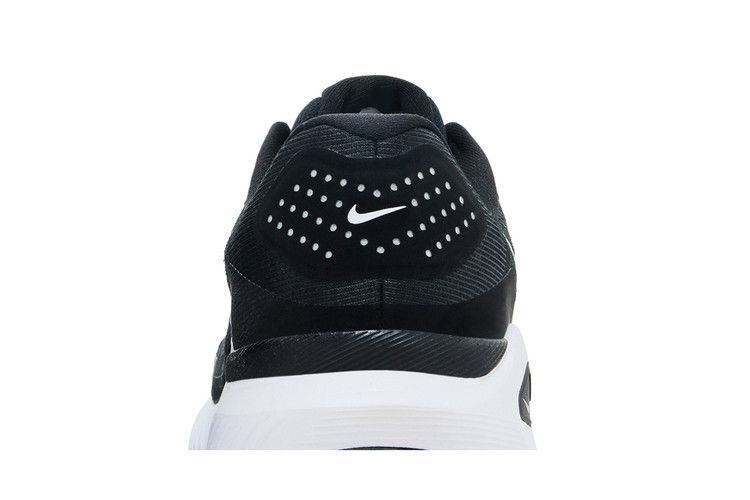 Nike Struktura 26 Černá Bílá