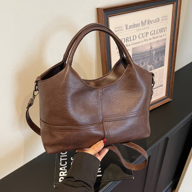 Large capacity retro style portable shoulder messenger bag