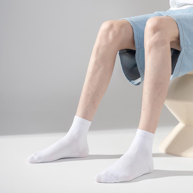 Men's Grade 10A Antibacterial Breathable Sweat-Absorbent Odor-Resistant Mid-Calf Socks for Autumn/Winter