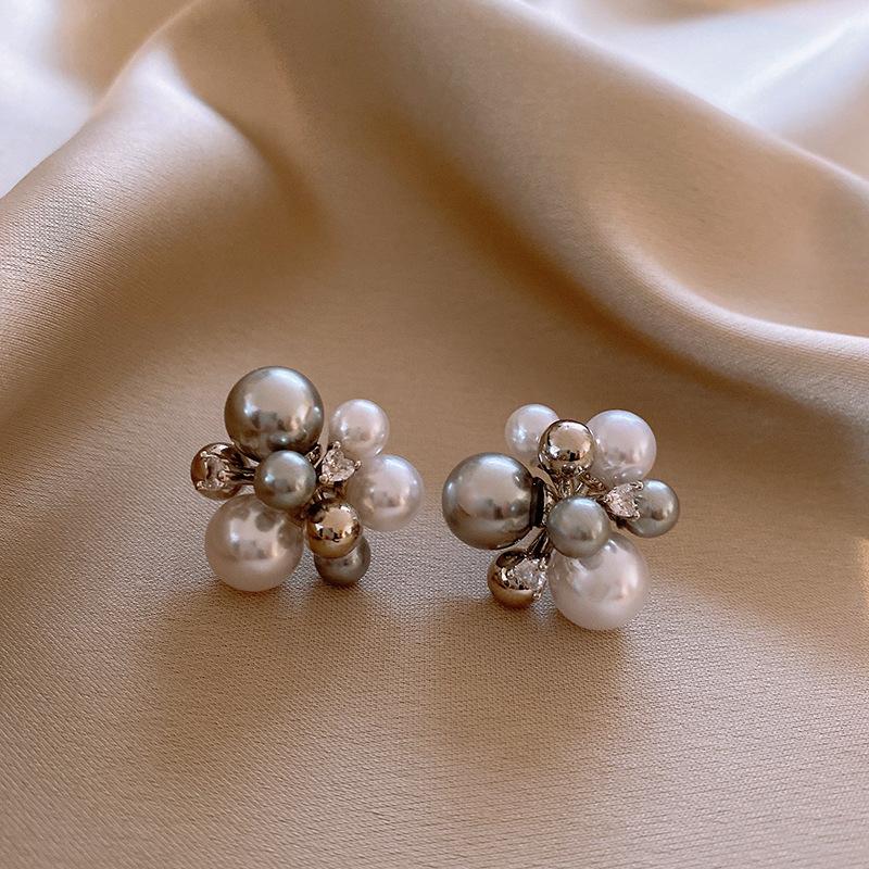 Zircon fireworks contrasting color pearl stud earrings French retro earrings women s niche earrings