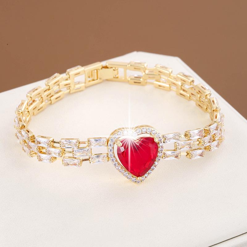 Exquisite Heart Zircon Bracelet: Fashionable European & American Style, Versatile High-Class Pure Copper Accessory
