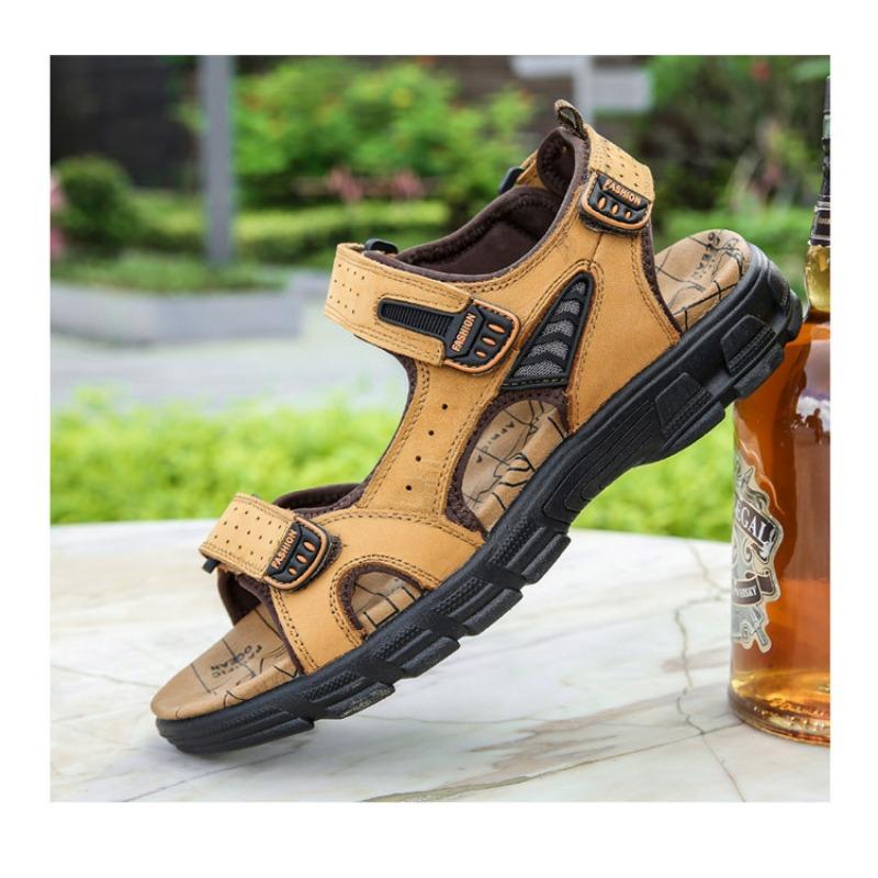 Sandals Men's Thick Soled Open Toed Men's Beach Shoes Soft Soled Oversized Outdoor Casual Shoes