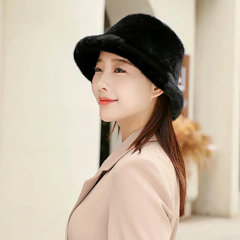 

WTEMPO Women s Versatile Plush Retro Elegant Warm Thickened Hats Soft Solid Color Autumn Winter Casual Windproof Cold-proof Hats 1pc чорний