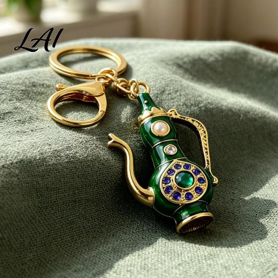 Pitcher Key Ring Retro Teapot Keychain with Rhinestones Ethnic Style Vintage Pot Ring Decorative Pendant for Handbags Backpacks Car Keys 3D