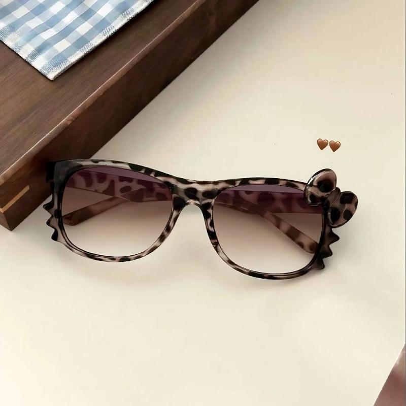 Kawaii Hello Kitty Leopard Print Eyeglass Frame Y2K Retro Eyewear Decoration Unisex Anime Costume Props Reading Decor Gift