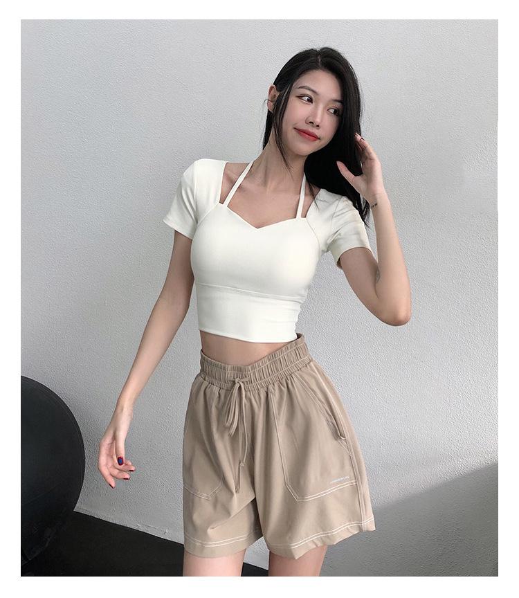 2025 Stilvolles Crop-Top: Gepolstertes Sportliches T-Shirt - Sexy Lässig zum Laufen & Yoga