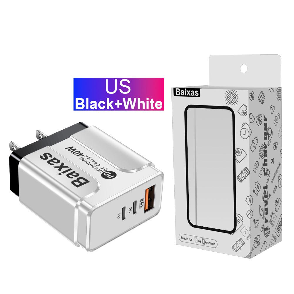 Universal Power Adapter: Compatible with UK, EU, US, AU Standards, 1 USB & 2 PD Ports.
