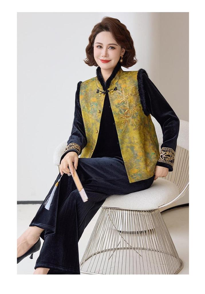 Stylish Fleece-Lined Chinese Padded Vest Set for Middle-Aged/Elderly Women - Plus Size, Autumn/Winter Collection