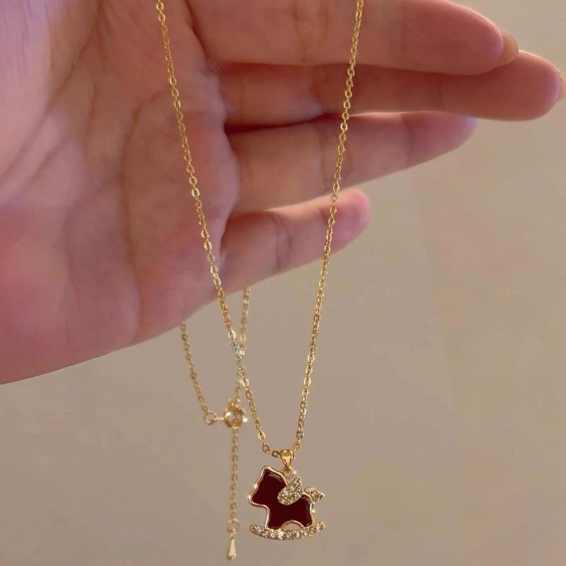 Retro Glazed Glittering Diamond Small Horse Necklace Earrings, Zodiac Year Style Collar Chain Stud Earrings, Luxurious and Exquisite