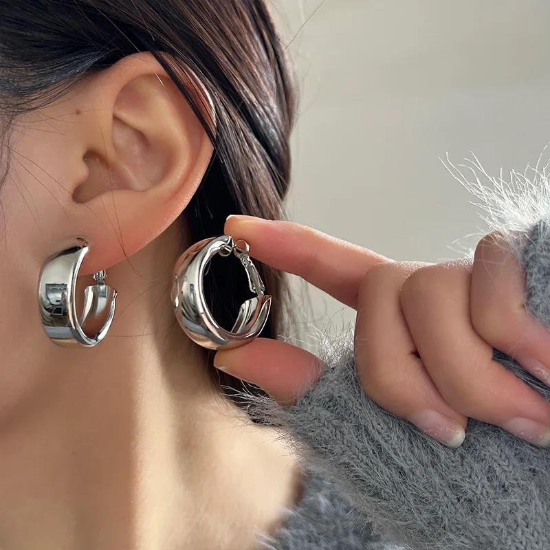 Smooth Round Chunky Hoop Earrings for Women Girls Gold Color Wide Thick Geometric Metal Statement Earrings Vintage Jewelry Gift