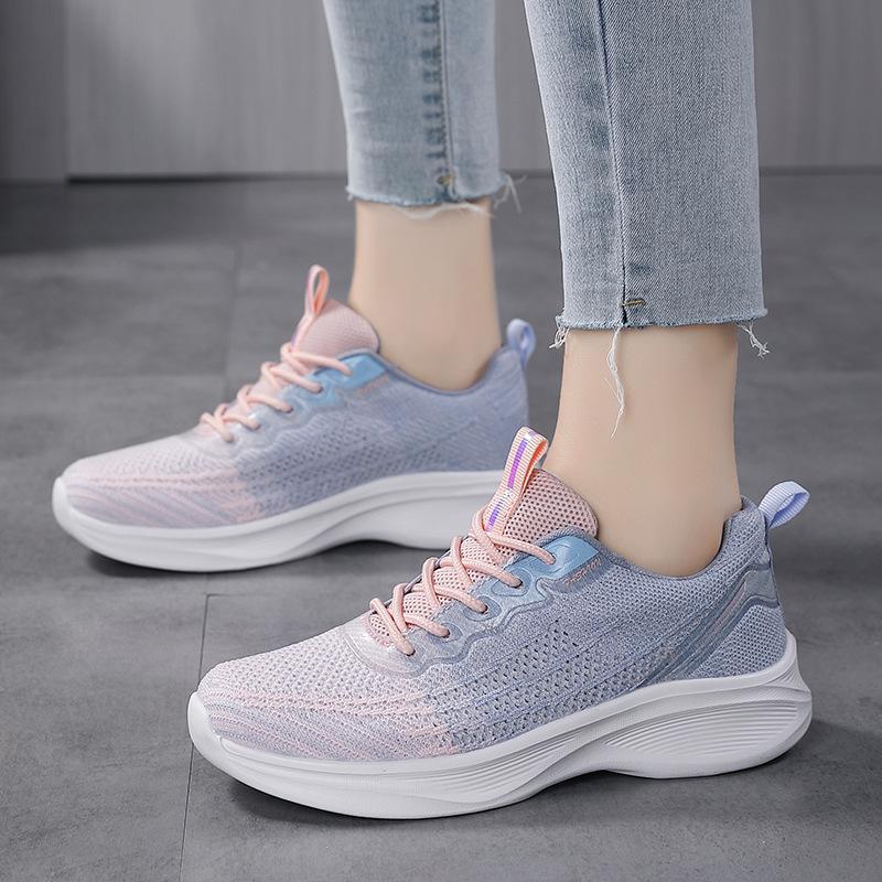 Mesh breathable running shoes spring and autumn soft sole ultra-light casual breathable non-slip
