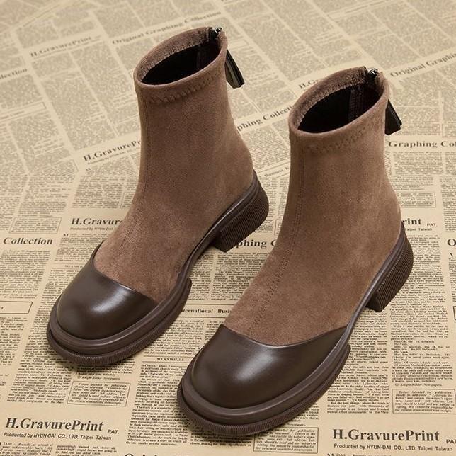 

Новые осенние ботинки Мартин женские ретро литературные коричневые на толстой подошве на толстом каблуке тонкие короткие ботинки 40 темно-коричневого