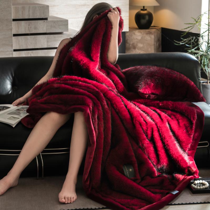 Luxury Faux Fox Fur Blanket: Thick, Warm Raschel Cover for Autumn/Winter, Perfect for Sofa or Air Conditioning Use.