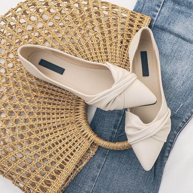 Women's Pointed Toe Flats with Ruched Decor Soft Leather Slip-on Casual Shoes