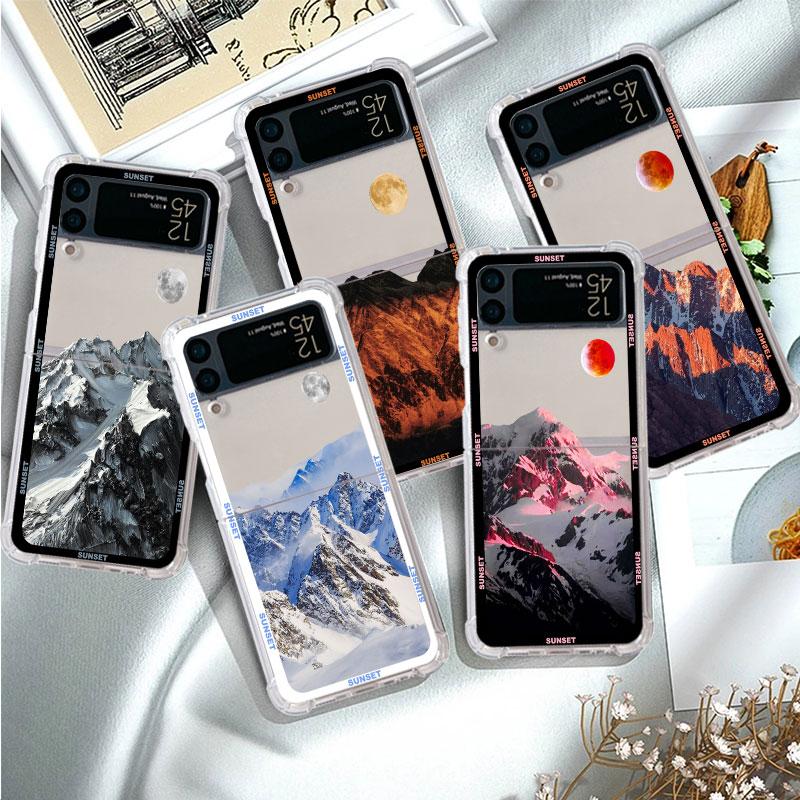Retro Moon Aesthetic Snow Mountain Luxury Case For Samsung Galaxy Z Flip 3 4 5G Funda Z Flip3 Clear PC Hard Back Phone Coque