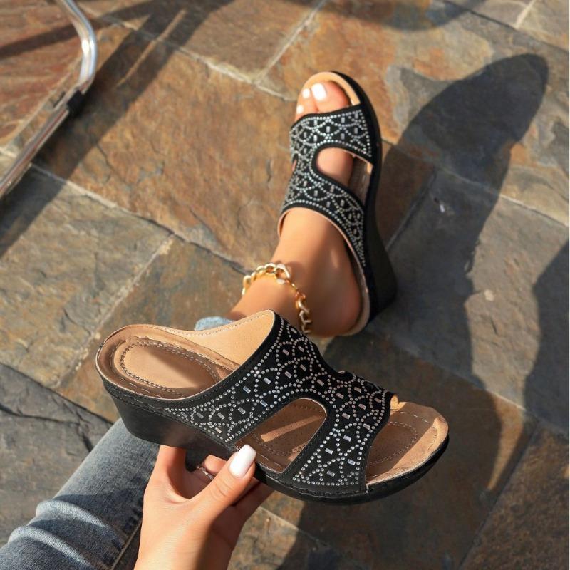 Cross-border women's summer new European and American fashion slope heel platform women's sandals foreign trade large size fish mouth cool slippers