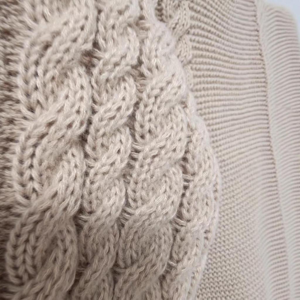 European & American Style Autumn Round Neck Loose Knitted Sweater - Cable Knit Design