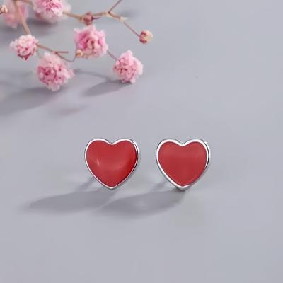 Orecchini a Bottone Quadrifoglio Rosso Ago d'Argento per Donna, Una Coppia di Orecchini dal Design Unico e di Piccole Dimensioni, Gioielli a Forma di Cuore.